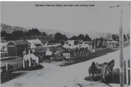 Manakau Railway Station