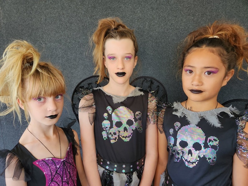 Spiders - Violet, Sophia, Shavarnna