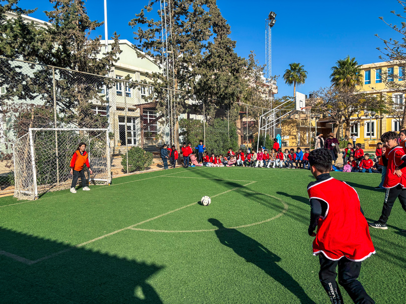 Day 2 Red V Green (1)