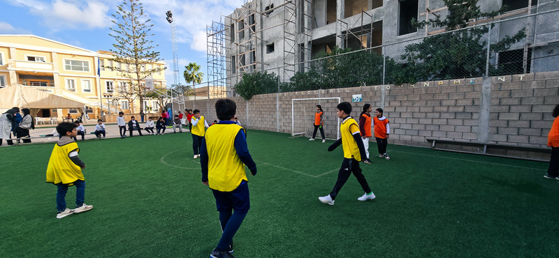 Day 4   Yellow V Green (3)