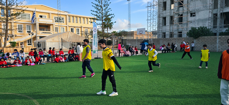 Day 4   Yellow V Green (16)