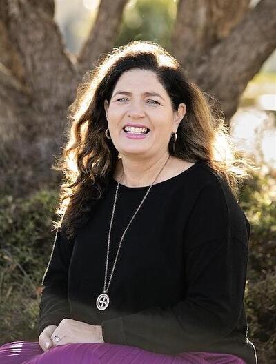 Thumbnail: Donna McDonald